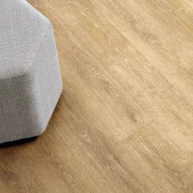 Boardwalk Oak, Amtico Form, Sample