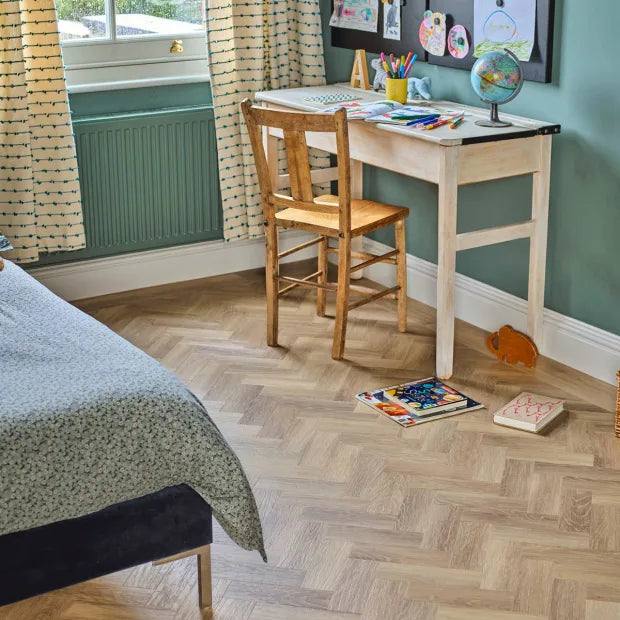 Brae Oak, Amtico Form, Two Sizes / 64.99m2 - M H Flooring
