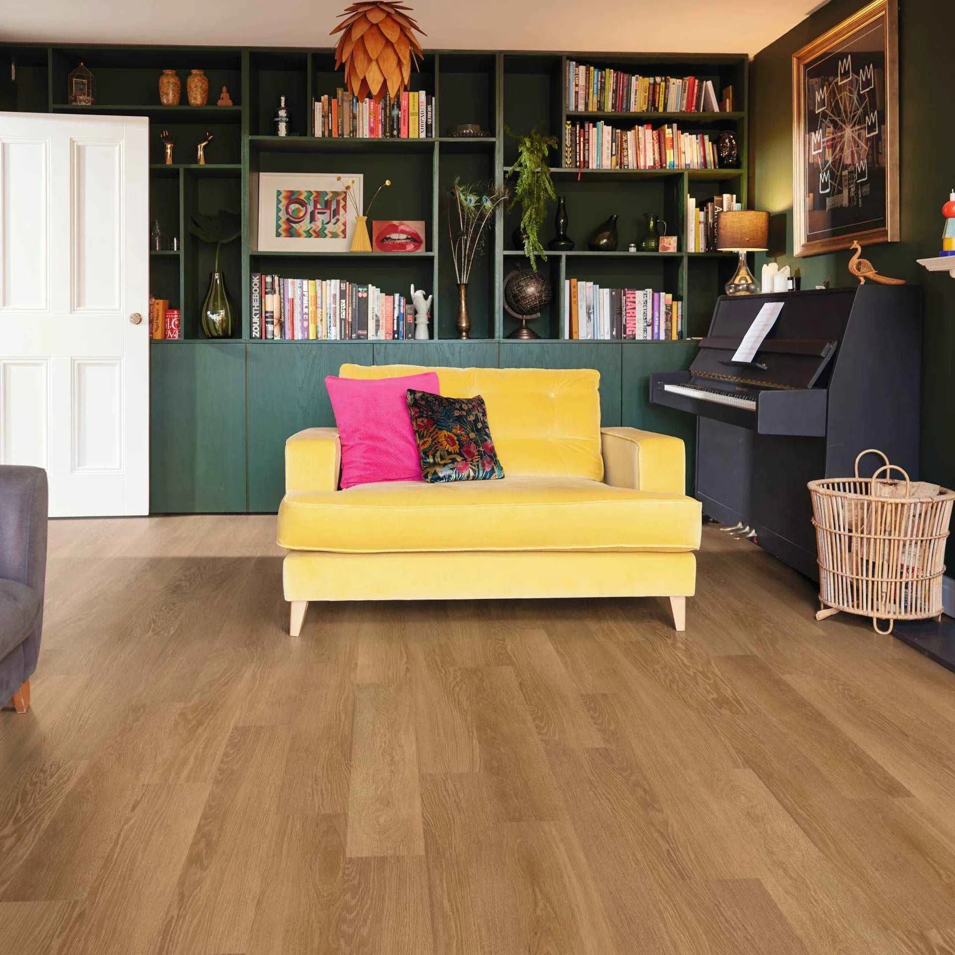 Honey Limed Oak Karndean 915mm x 152mm / £32.04 m2