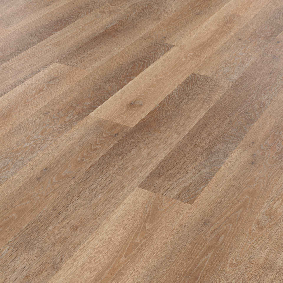 Pale Limed Oak Karndean 915mm x 152mm / £31.99 m2
