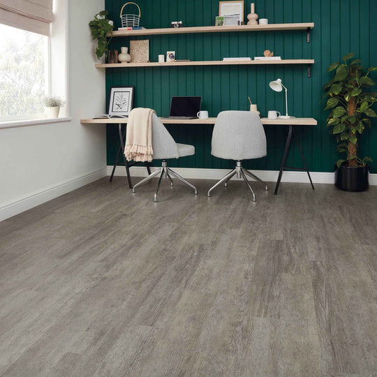 Quayside Oak Karndean 915mm x 152mm / £32.04 m2