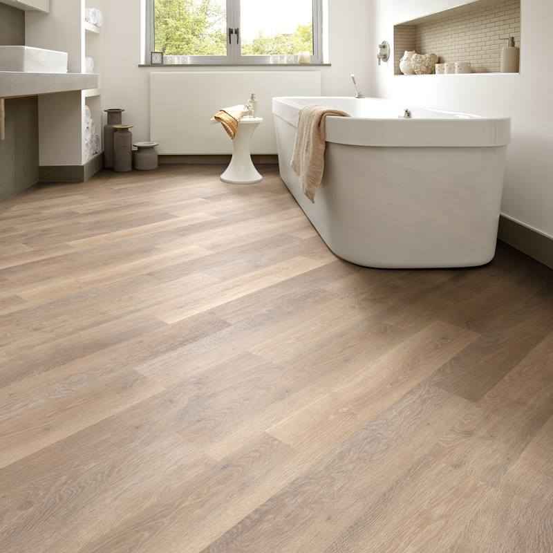 Rose Washed Oak Karndean 915mm x 152mm / £31.99 m2