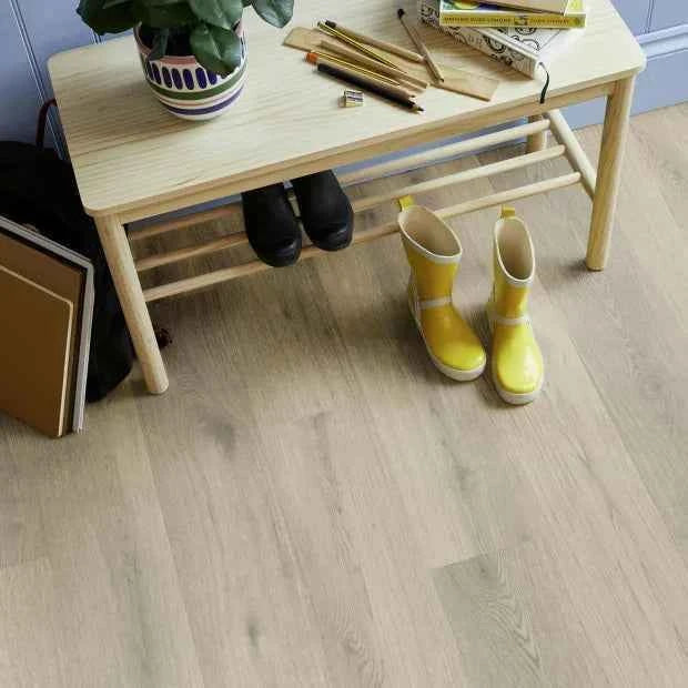 Shoal Oak, Amtico Form, Sample