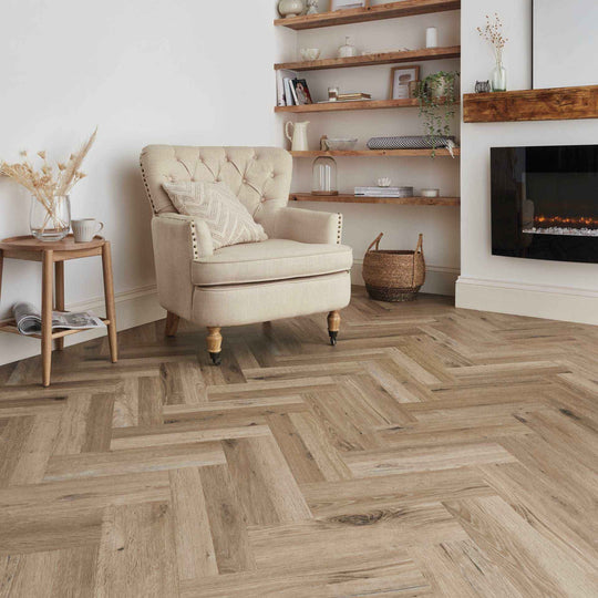 Washed Character Oak Karndean 457mm x 76mm / £42.99 m2