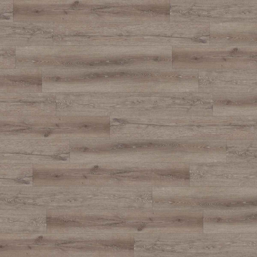 Chateau Oak, Amtico Signature £75.99m2