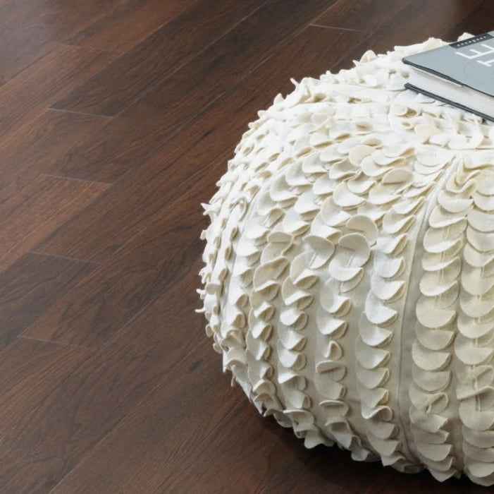 Black Walnut, Amtico Spacia, Two Sizes / 45.99m2