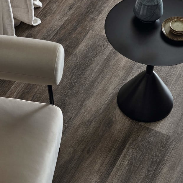 Burnished Timber, Amtico Form, Two Sizes / 64.99m2