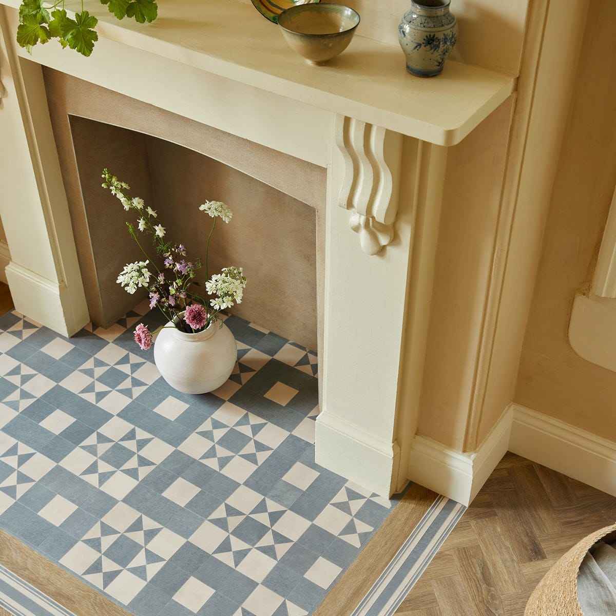 Geo Adelphi, Amtico Decor, Sample