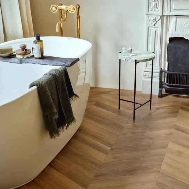 Fawn Oak, Amtico Form, Sample