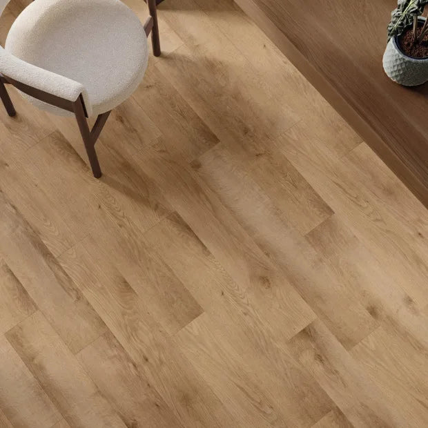 Flora Oak, Amtico Form, Sample