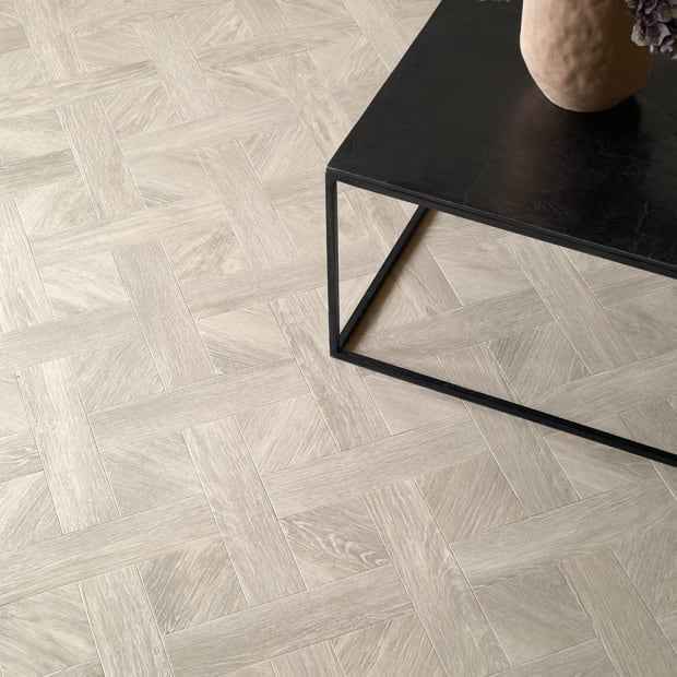 Gotland Oak, Amtico Form, Sample