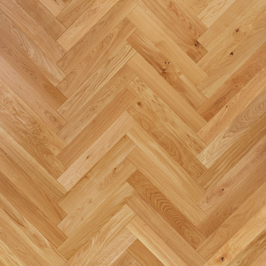 Wingate Oak parquet floor with herringbone pattern