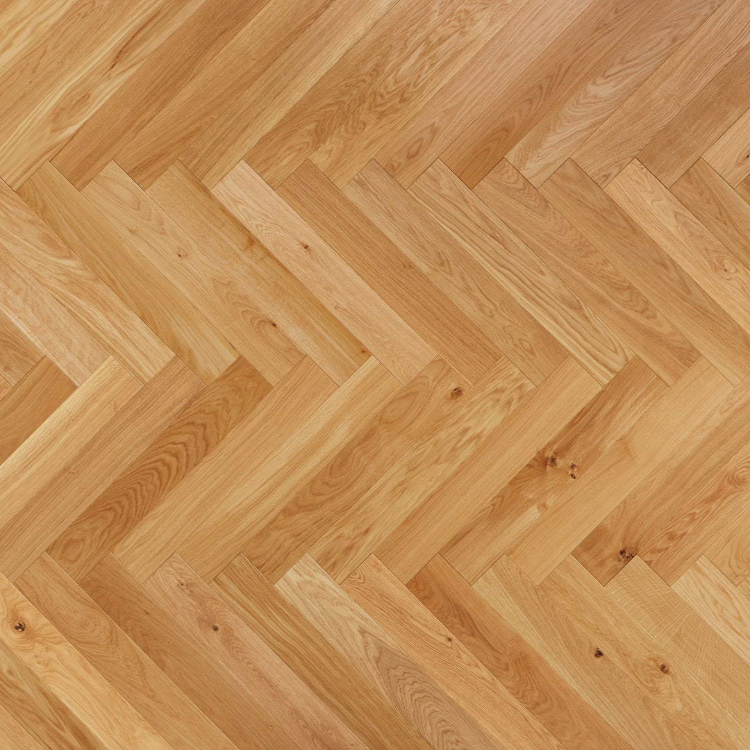 Wingate Oak parquet floor with herringbone pattern