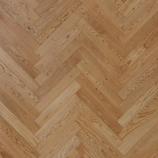 Oxbridge Oak herringbone patterned parquet flooring