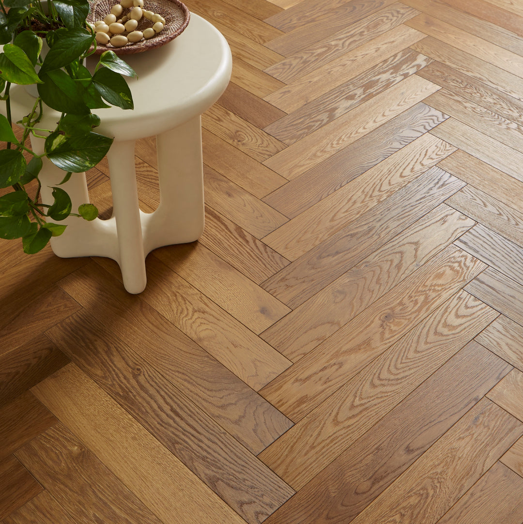 Chesterfield Oak wooden parquet floor with a herringbone pattern