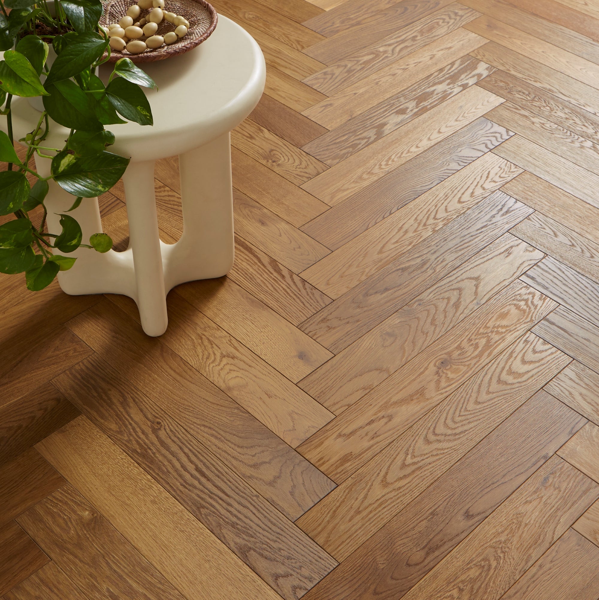 Chesterfield Oak wooden parquet floor with a herringbone pattern