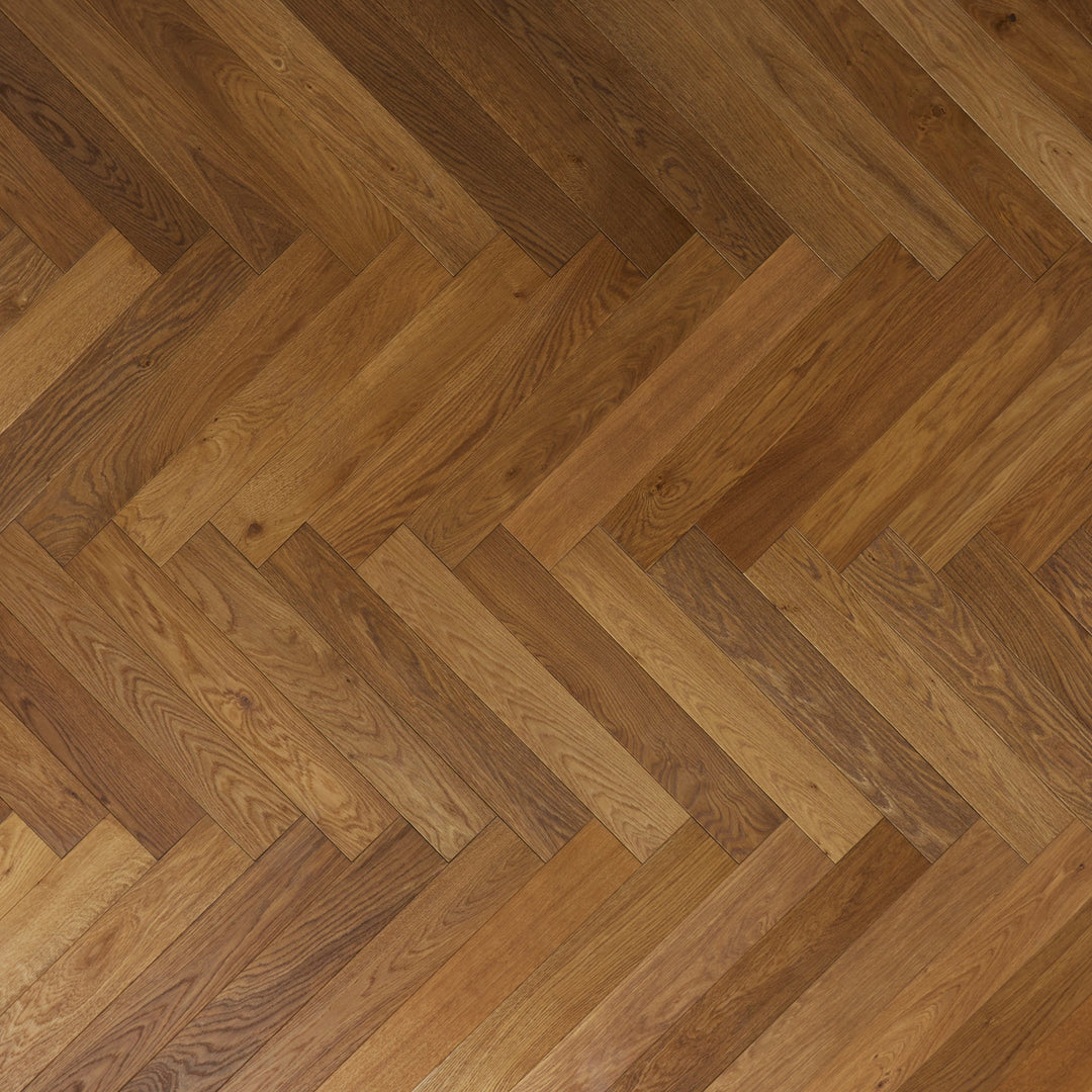 Chesterfield Oak wooden parquet floor with a herringbone pattern