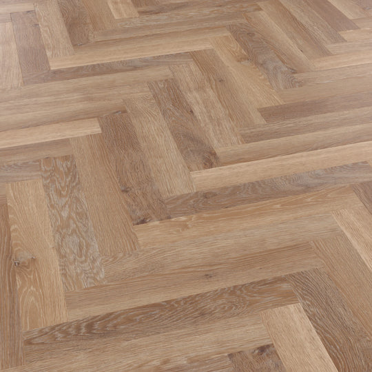 Pale Limed Oak 457mm x 76mm / £42.99 m2