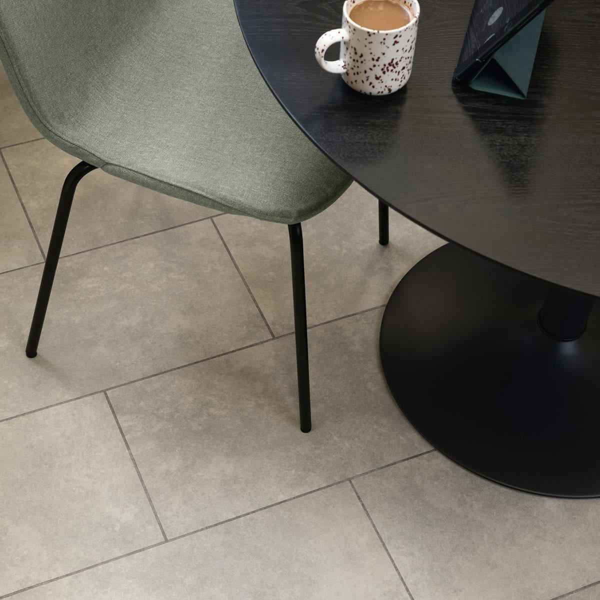 Amtico First City Concrete, Sample