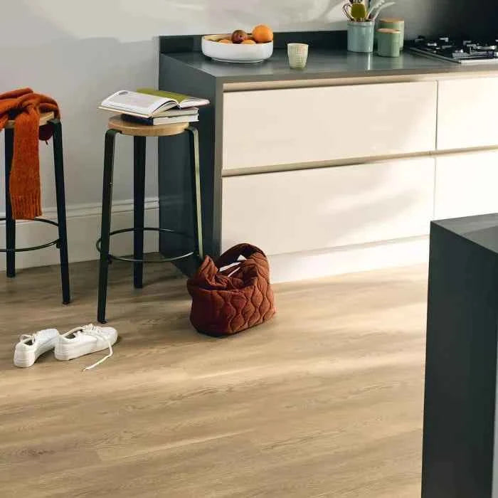 Amtico First Smokehouse Oak, Sample