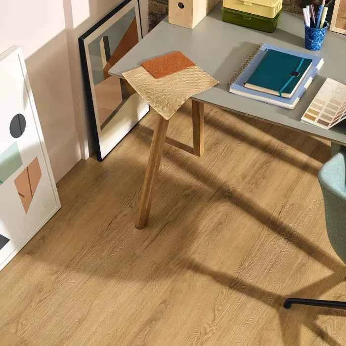 Amtico First Mead Oak, Sample