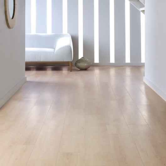 White Maple, Amtico Spacia, Sample