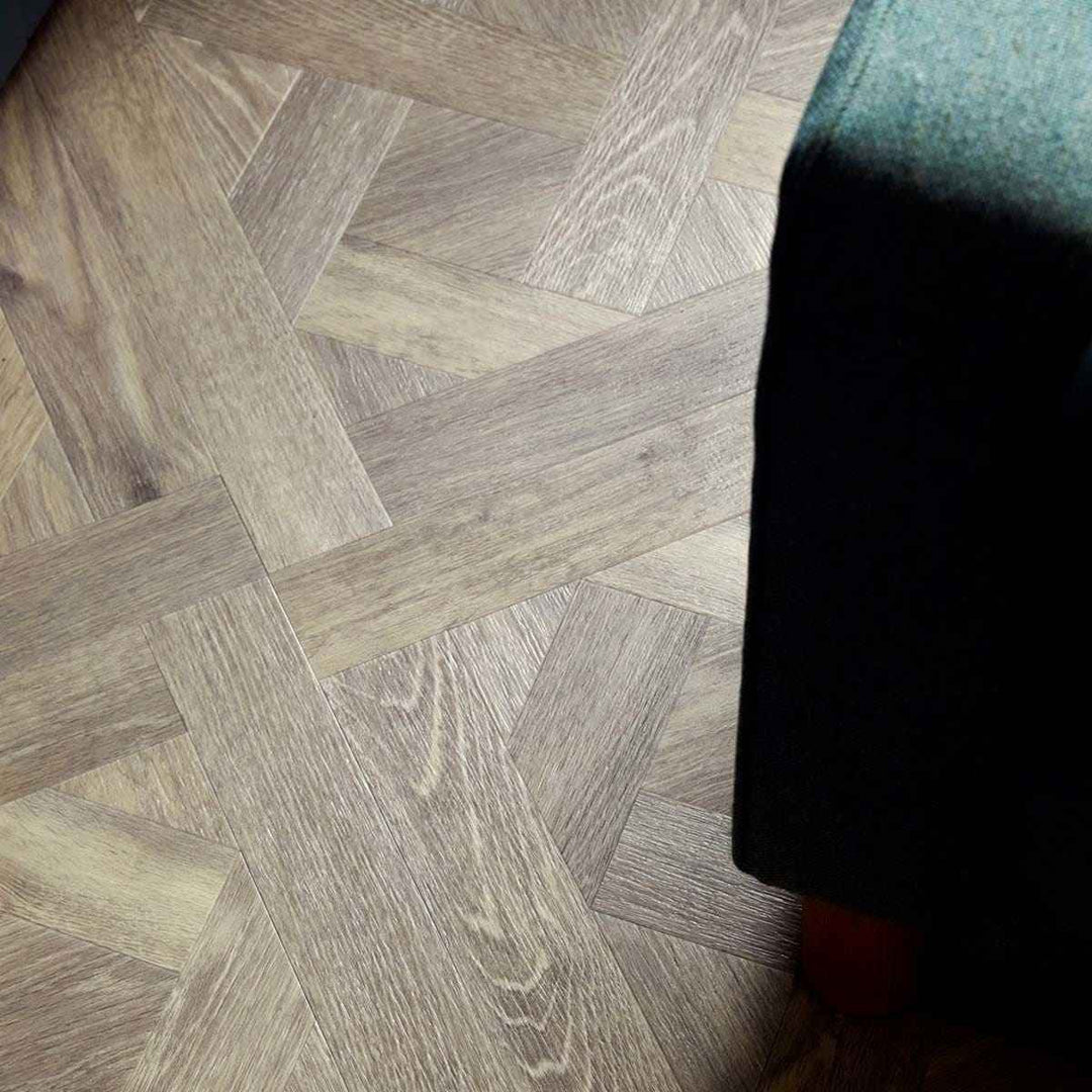 Friston Oak, Amtico Signature, Sample
